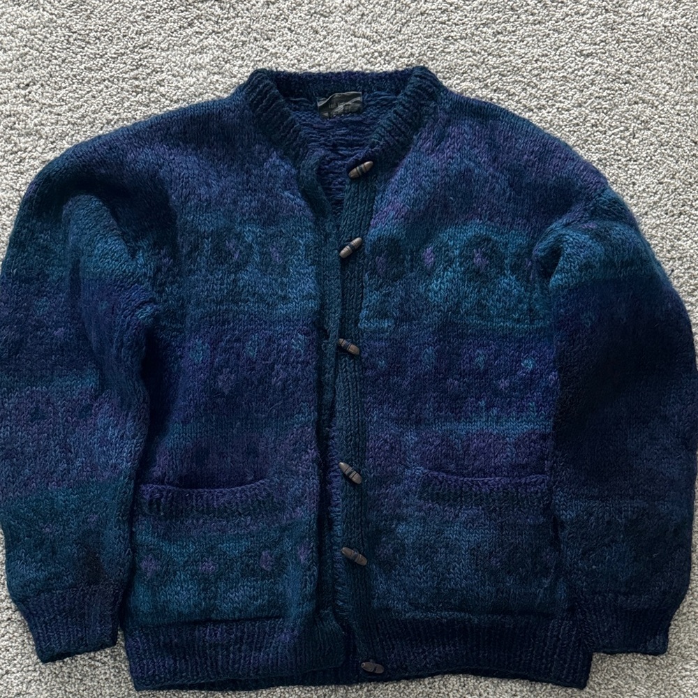 100% Himalayan Wool Lost Horizons Women’s Sweater Small